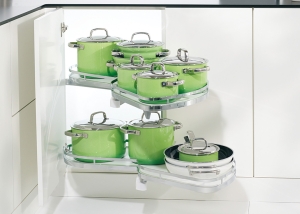  Zestaw półek wysuwanych, do szafek narożnych Kesseböhmer LeMans, udźwig 25 kg na półkę Style, do szerokości drzwi: 450 mm, reling: chromowany, półka: biała, wersja: prawa HÄFELE 54130147